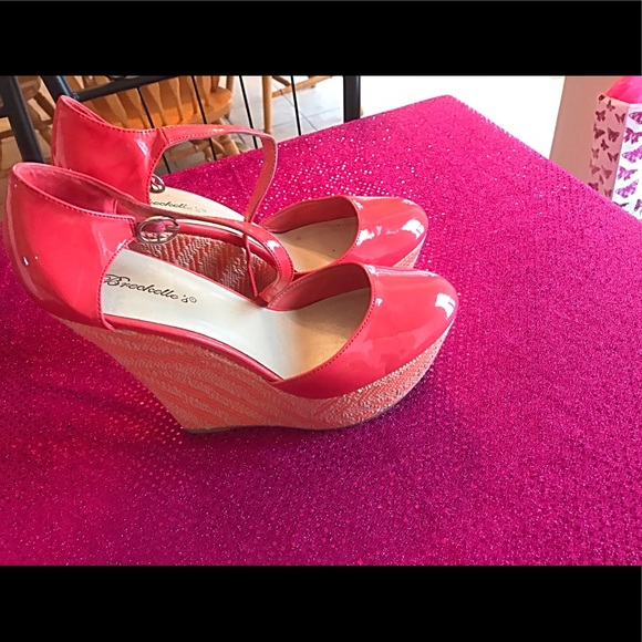 Wedges - Picture 1 of 1